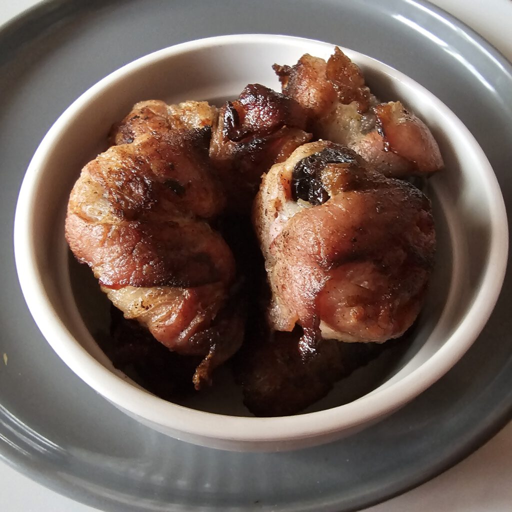 21 Backplaume im Speckmantel Snacks