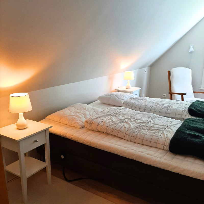 Ferienhaus in Südschweden oben Schlafzimmer Atelier